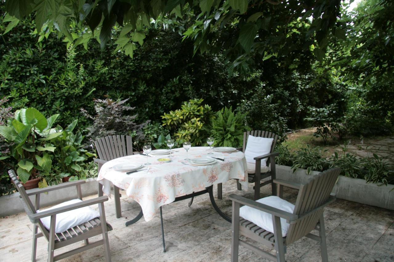 Pietrasanta - Versilia - Villa Arzilla Garden Con Piscina Тонфано Екстериор снимка